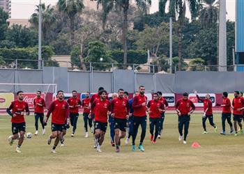 مران الأهلي كولر يحاضر اللاعبين بالفيديو وتدريبات بدنية متنوعة