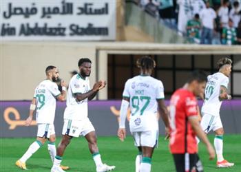فيديو الرياض يحرج الأهلي ويفوز بثنائية في الدوري السعودي