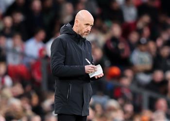 غير محترمين تين هاج يمنع 3 وسائل إعلامية من طرح الأسئلة قبل مباراة بيرنلي