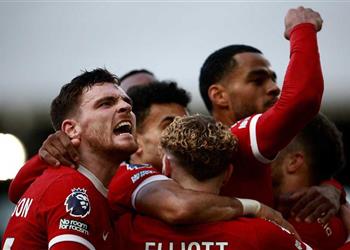 سكاي لاعب ليفربول يحسم قراره بالاستمرار مع الفريق