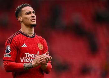 أنتوني أعرف قيمتي ونسعى لتجنب تكرار الأخطاء الموسم المقبل