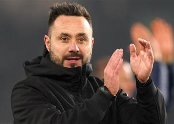 دي زيربي يرد مجدد ا على جدل ارتباطه بتدريب ليفربول وبرشلونة