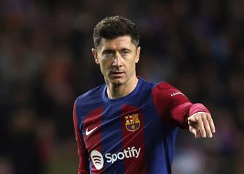 فيديو ليفاندوفسكي يسجل هدف برشلونة الرابع أمام فالنسيا