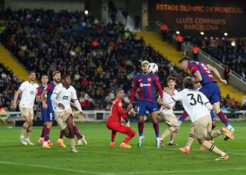 رجل مباراة برشلونة وفالنسيا في الدوري الإسباني