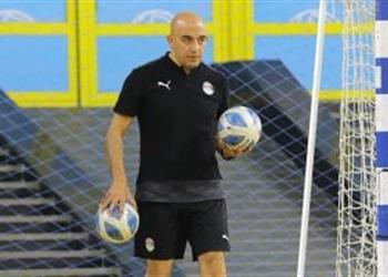 مدرب منتخب الصالات يرد على أنباء توليه تدريب ناد سعودي بجانب الفراعنة