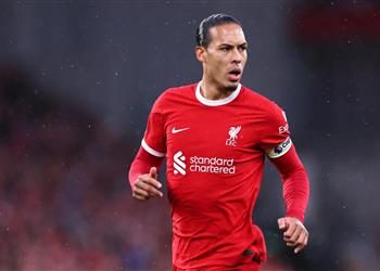 فان دايك يختار أفضل لاعب زامله في ليفربول