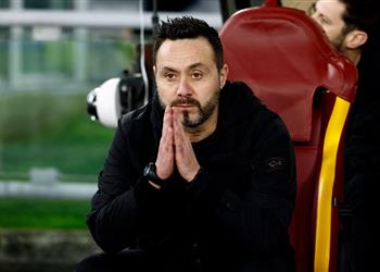 دي زيربي يختار أفضل فريق في الدوري الإنجليزي