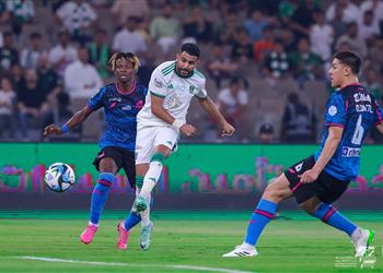 فيديو الأهلي يسقط في فخ التعادل مع الوحدة في الدوري السعودي