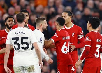 تشكيل ليفربول أمام مانشستر يونايتد في الدوري الإنجليزي موقف محمد صلاح
