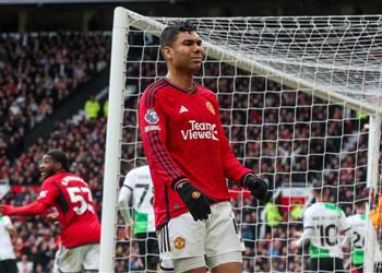 كاسيميرو هذا أكثر ما يزعجني في مانشستر يونايتد ولا أستطيع النوم بسبب التفكير