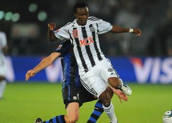 مهاجم مازيمبي السابق لـ بطولات قادرون على الإطاحة بالأهلي