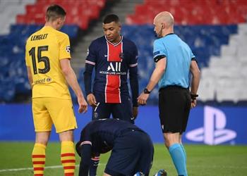 حكم مباراة باريس سان جيرمان وبرشلونة في دوري أبطال أوروبا