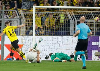 فيديو مباراة الفرص الضائعة بوروسيا دورتموند يخطف فوز ا ثمين ا أمام باريس سان جيرمان في دوري أبطال أوروبا