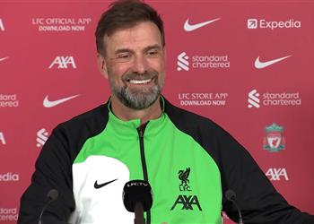 كلوب مندهش من غياب محمد صلاح عن قائمة أفضل لاعب في الدوري الإنجليزي