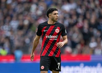 بمشاركة عمر مرموش التعادل يحسم مباراة فرانكفورت وبوروسيا مونشجلادباخ في الدوري الألماني