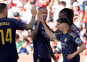 فيديو ريال مدريد يفوز على غرناطة برباعية في الدوري الإسباني