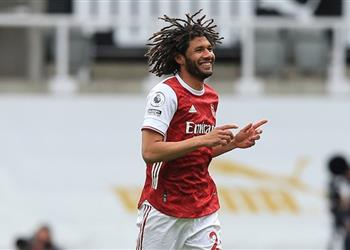 ميرور آرسنال يفتح الباب أمام رحيل 10 لاعبين موقف محمد النني