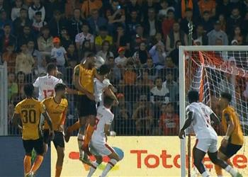 فيديو عادل تاحيف ي سج ل هدف نهضة بركان الثاني أمام الزمالك
