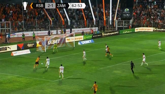 تصدي محمد عواد يحرم نهضة بركان من تسجيل هدف ثالث في الزمالك