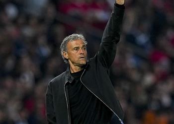 إنريكي مبابي لاعب مثالي وتدريبه متعة مع باريس سان جيرمان