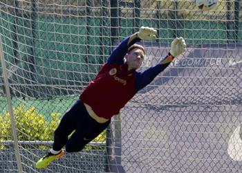 موندو ناد سعودي كبير يخطط لضم تير شتيجن من برشلونة في الصيف