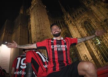 رسمي ا جيرو يعلن رحيله عن ميلان ويكشف عن وجهته المقبلة