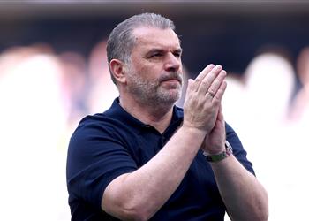 بوستيكوجلو لن أفرش السجادة الحمراء أمام مانشستر سيتي وبؤس الآخرين لا يهمني