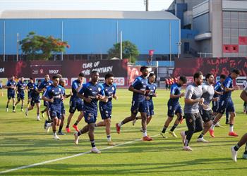 مران الأهلي كولر يحاضر اللاعبين فني ا وتدريبات بدنية استعدادا لمواجهة الترجي