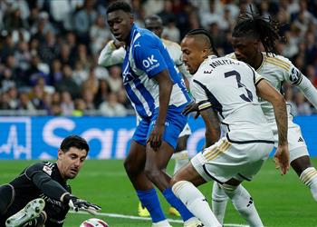 فيديو فينيسيوس وبيلينجهام يقودان ريال مدريد لاكتساح ألافيس بخماسية في الدوري الإسباني