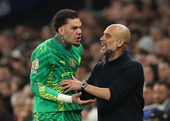 جوارديولا يوضح إصابة دي بروين ويعلق على غضب إيدرسون