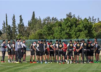 مران الأهلي كولر يحاضر اللاعبين وتدريبات قوية للحراس استعدادا لـ الترجي