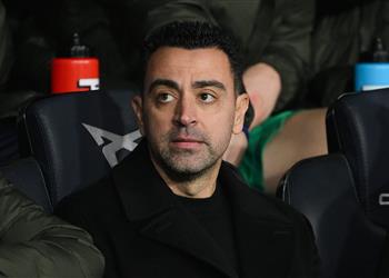 موندو سبب جديد قد يعصف بـ تشافي من تدريب برشلونة