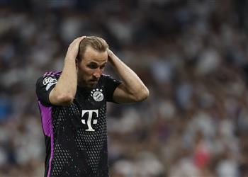 هاري كين يتعرض لضربة قاسية بعد خسارة بايرن ميونخ أمام هوفنهايم