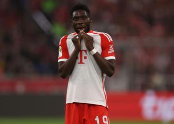 بايرن ميونخ يوضح حقيقة مفاوضات ريال مدريد لضم ديفيز