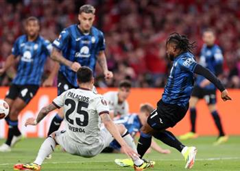 فيديو لوكمان يسجل هدف أتالانتا الأول أمام باير ليفركوزن