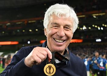 جاسبريني بعد التتويج بالدوري الأوروبي تغلبنا على ليفربول وبطلي البرتغال وألمانيا لقب مستحق