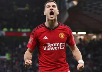 دالوت مانشستر يونايتد لا يستحق دعم جماهيره وسنعوضهم بالكأس أمام مانشستر سيتي