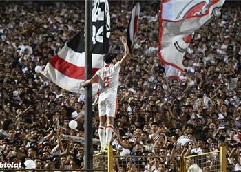 خاص احتفالات اللاعبين مع الجماهير تعرضهم لعقوبة قاسية