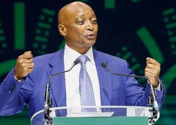 تعليق مفاجئ من رئيس كاف على هدف يانج أفريكانز الملغي أمام صن داونز