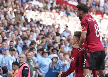 روني بعد تتويج مانشستر يونايتد بـ كأس الاتحاد أدوا مهمة كبيرة بفوزهم أمام الأبطال