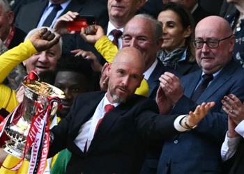 تين هاج رد ا على مستقبله تعرضنا لانتقادات غير عادلة ومانشستر يونايتد مشروعي