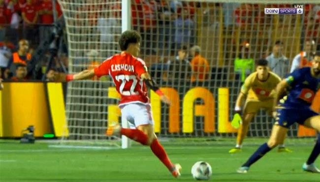 تصدي امان الله مميش الرائع يحرم امام عاشور من تسجيل هدف محقق لـ الاهلي