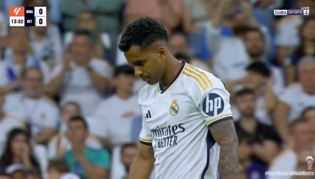 رودريجو يهدر هدف محقق لريال مدريد امام ريال بيتيس بالدوري الاسباني