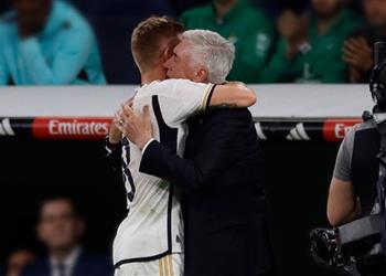 أنشيلوتي بيلينجهام لن يرث كروس ومستقبل ثلاثي ريال مدريد سيحسم بعد نهائي دوري الأبطال