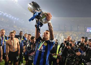 لاوتارو مارتينيز هالاند ومبابي وهاري كين لا أشعر بالغيرة بعضهم فاز بألقاب أقل مني