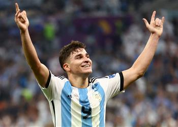 تقارير توضح موقف مانشستر سيتي من مشاركة ألفاريز في أولمبياد باريس 2024