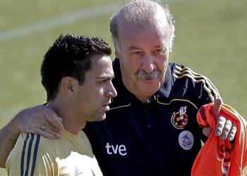 ديل بوسكي يكشف عن أسوأ ما حدث في تدريب تشافي لـ برشلونة