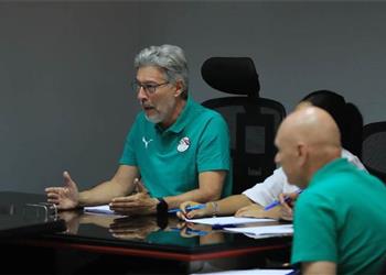 بيريرا يتحدث عن إمكانية استمراره كرئيس للجنة الحكام بعد انتهاد التعاقد