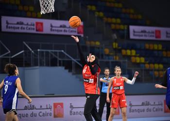 موعد والقنوات الناقلة لمباراة الأهلي وسبورتنج اليوم في نهائي كأس مصر لكرة السلة سيدات