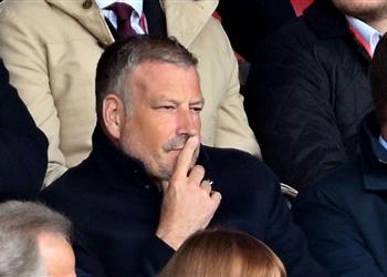 كلاتبنرج يعلن رحيله عن نوتينجهام بعد صدامه مع الدوري الإنجليزي